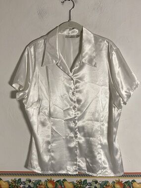 Vintage Basic Equipment Shiny Satin Blouse Top XL White Short Sleeve Camp Collar